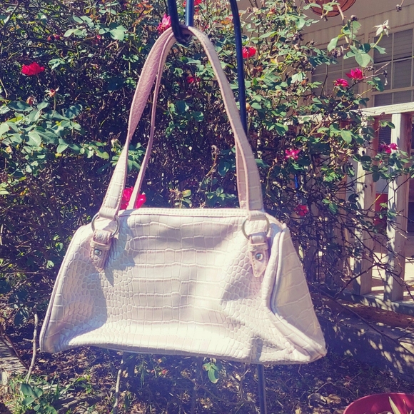 Vintage Pink Faux Alligator Skin Purse - Picture 3 of 4